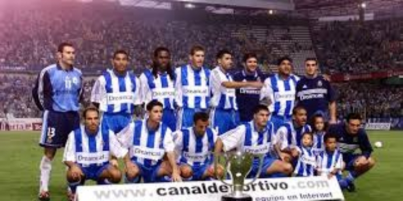 世纪经典：拉科鲁尼亚客场掀翻德甲巨人-开云体育