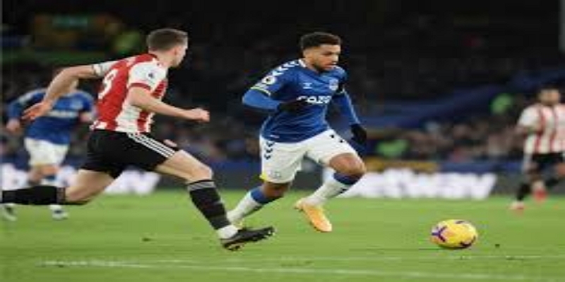 两种截然不同的争冠形势：从轻松夺冠到激烈竞争 - 开云体育