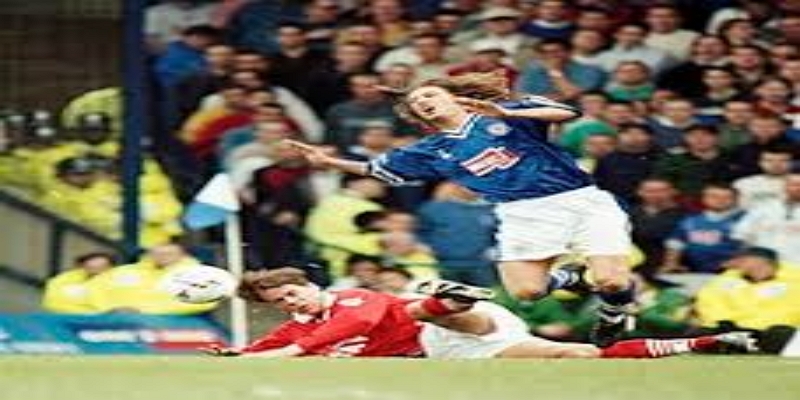 开云体育战术拆解：罗杰斯变阵激活进攻引擎-开云体育