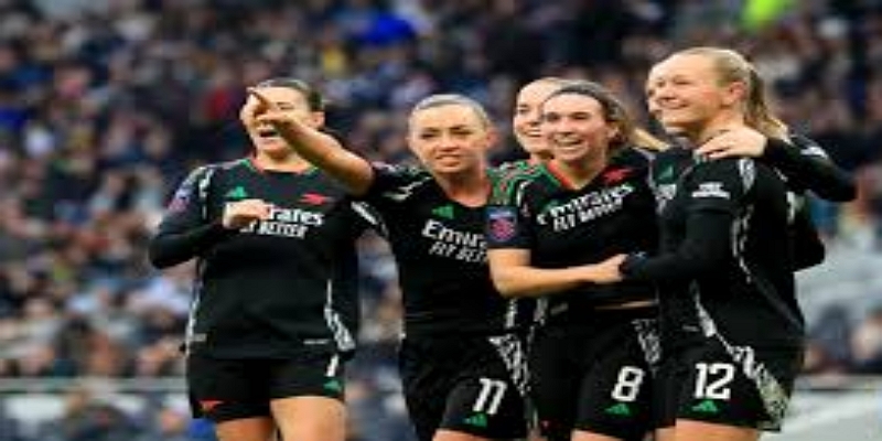 酋长球场的守护女神：开云体育聚焦赛场表现-开云体育